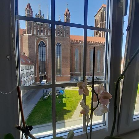 Apartment In Old Town - View Of Mariacki Church Gdańsk Eksteriør billede
