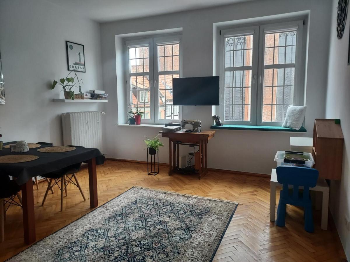 Apartment In Old Town - View Of Mariacki Church Gdańsk Eksteriør billede